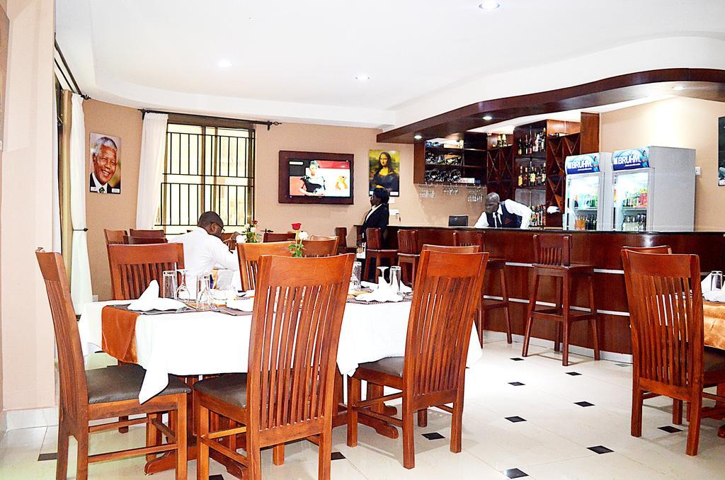 Marie'S Royale Hotel Kampala Buitenkant foto