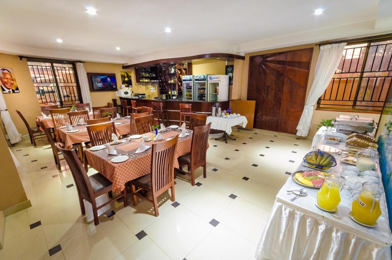 Marie'S Royale Hotel Kampala Buitenkant foto